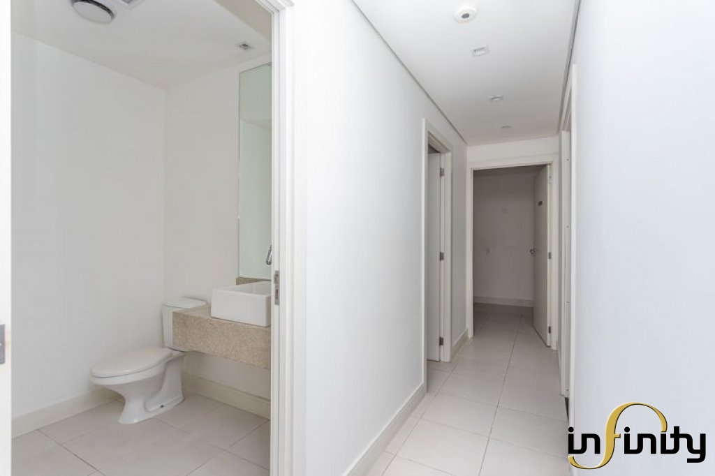 Infinity Investimentos Imobiliários Loja na Av. Wenceslau Escobar