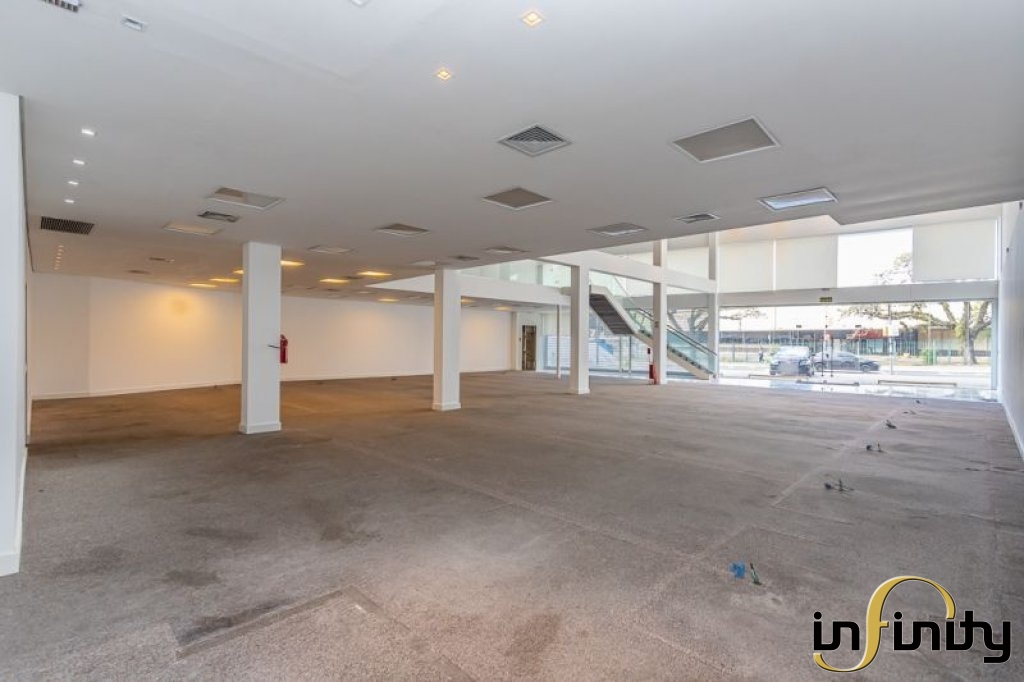 Infinity Investimentos Imobiliários Loja na Av. Wenceslau Escobar